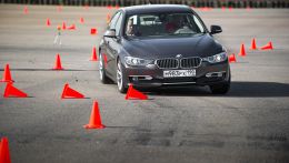 Курсы повышения квалификации автовождения от BMW - BMW Driving Experience