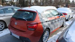 BMW-M135i-F21-1er-Dreituerer-135i-2012-04.jpg