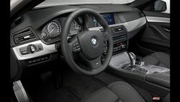 bmw_m550d_xdrive_2013_6.jpg