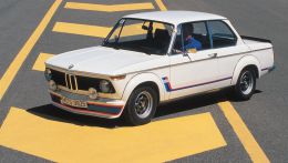 BMW_2002_Turbo_pic_64078.jpg