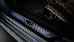 2013-bmw-m6-gran-coupe-07.jpg