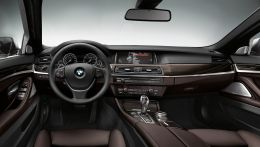 2013-bmw-5-series-facelift-interior-11.jpg