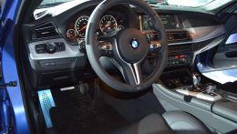 BMW-M5-F10-LCI-Frozen-Blue-Competition-Paket-